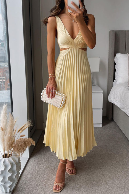 Mila | Flowy Pleated Maxi Dress